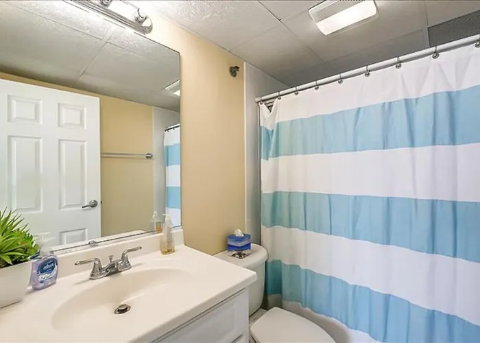 Carousel Apartment *